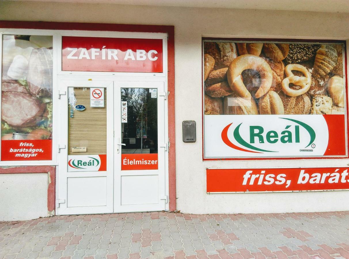 شقة Fesztival Nyaralohaz زاماردي المظهر الخارجي الصورة